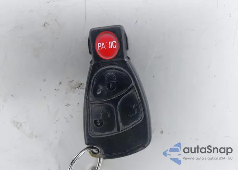 2004 Mercedes-Benz Clk 320 из США, поврежденный, VIN WDBTJ65J84F079384